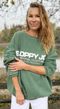 Load image into Gallery viewer, 05 CLASSIC SQUARE SWEATSHIRT - OLIVE GREEN