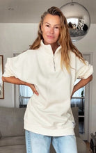Load image into Gallery viewer, DIANA ZIP NECK - Warm White.