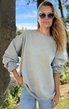 Load image into Gallery viewer, ORIGIN 05 CLASSIC SQUARE SWEATSHIRT - Grey Marl