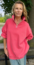 Load image into Gallery viewer, DIANA ZIP NECK - Red Wash