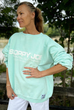 Load image into Gallery viewer, 05 CLASSIC SQUARE SWEATSHIRT - Pale Mint