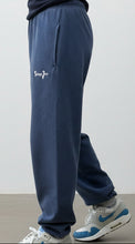 Load image into Gallery viewer, RELAXED JOGGERS - Navy Wash