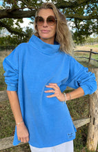 Load image into Gallery viewer, HIGH NECK SWEATSHIRT - Diana Blue
