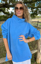 Load image into Gallery viewer, HIGH NECK SWEATSHIRT - Diana Blue