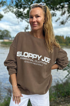 Load image into Gallery viewer, 05 CLASSIC SQUARE SWEATSHIRT - Chocolate