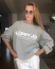 Load image into Gallery viewer, 05 CLASSIC SQUARE SWEATSHIRT - Grey Marl