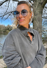 Load image into Gallery viewer, COLLAR 02 - Black Wash