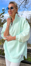 Load image into Gallery viewer, DIANA ZIP NECK - Pale Mint.
