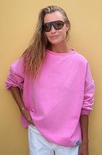Load image into Gallery viewer, ORIGIN 05 CLASSIC SQUARE SWEATSHIRT - Candy
