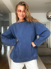 Load image into Gallery viewer, ORIGIN 05 CLASSIC SQUARE SWEATSHIRT - Navy Vintage Wash
