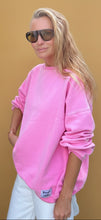 Load image into Gallery viewer, ORIGIN 05 CLASSIC SQUARE SWEATSHIRT - Candy
