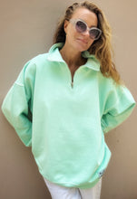Load image into Gallery viewer, DIANA ZIP NECK - Pale Mint.
