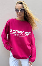 Load image into Gallery viewer, 05 CLASSIC SQUARE SWEATSHIRT - Lipstick
