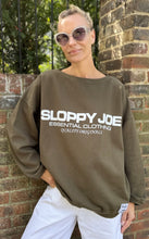 Load image into Gallery viewer, 05 CLASSIC SQUARE SWEATSHIRT - Avocado
