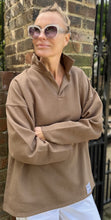 Load image into Gallery viewer, COLLAR 02 - Chocolate
