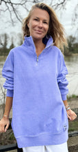 Load image into Gallery viewer, DIANA ZIP NECK - Soft Lilac
