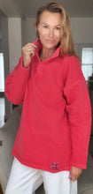 Load image into Gallery viewer, COLLAR 02 - Red Wash
