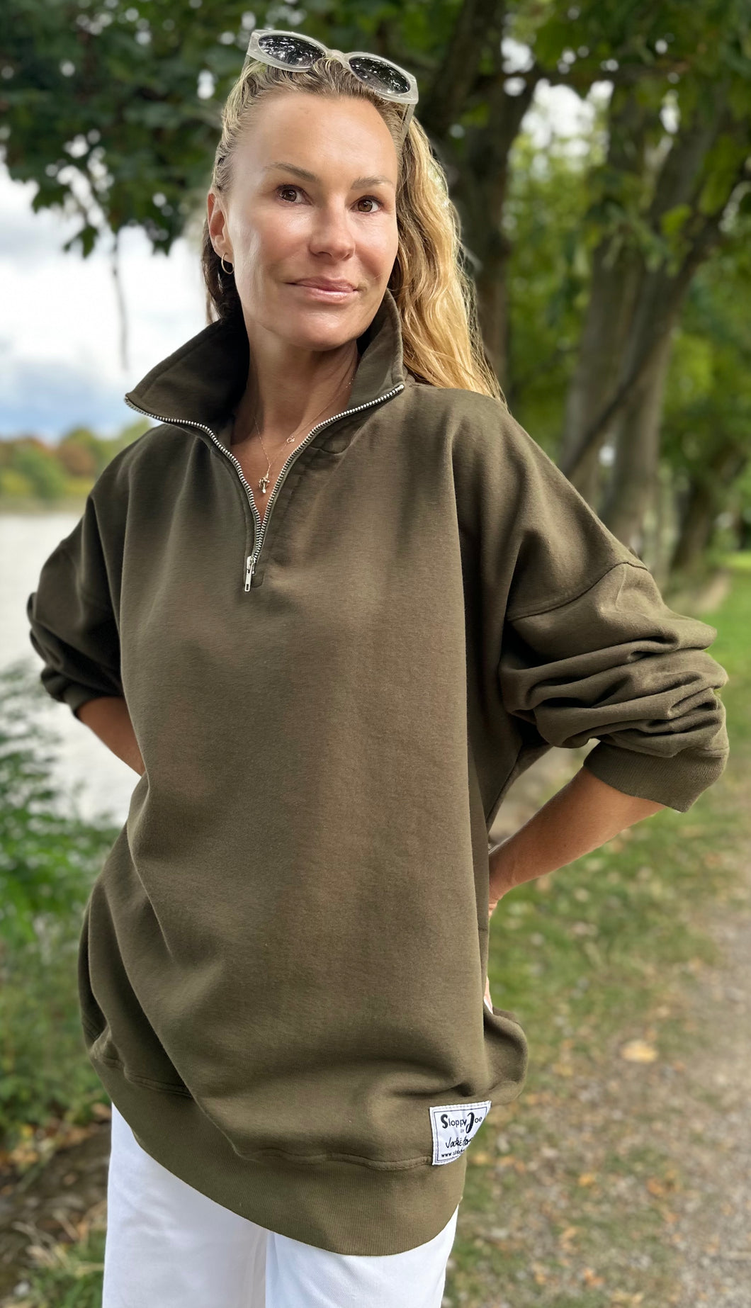 DIANA ZIP NECK - AVOCADO