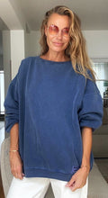 Load image into Gallery viewer, ORIGIN 05 CLASSIC SQUARE SWEATSHIRT - Navy Vintage Wash
