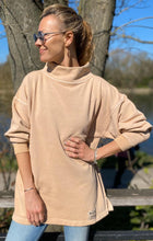 Load image into Gallery viewer, HIGH NECK SWEATSHIRT - Caramel - SIZE 2 - C1
