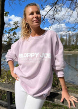 Load image into Gallery viewer, 05 CLASSIC SQUARE SWEATSHIRT - Misty Pink
