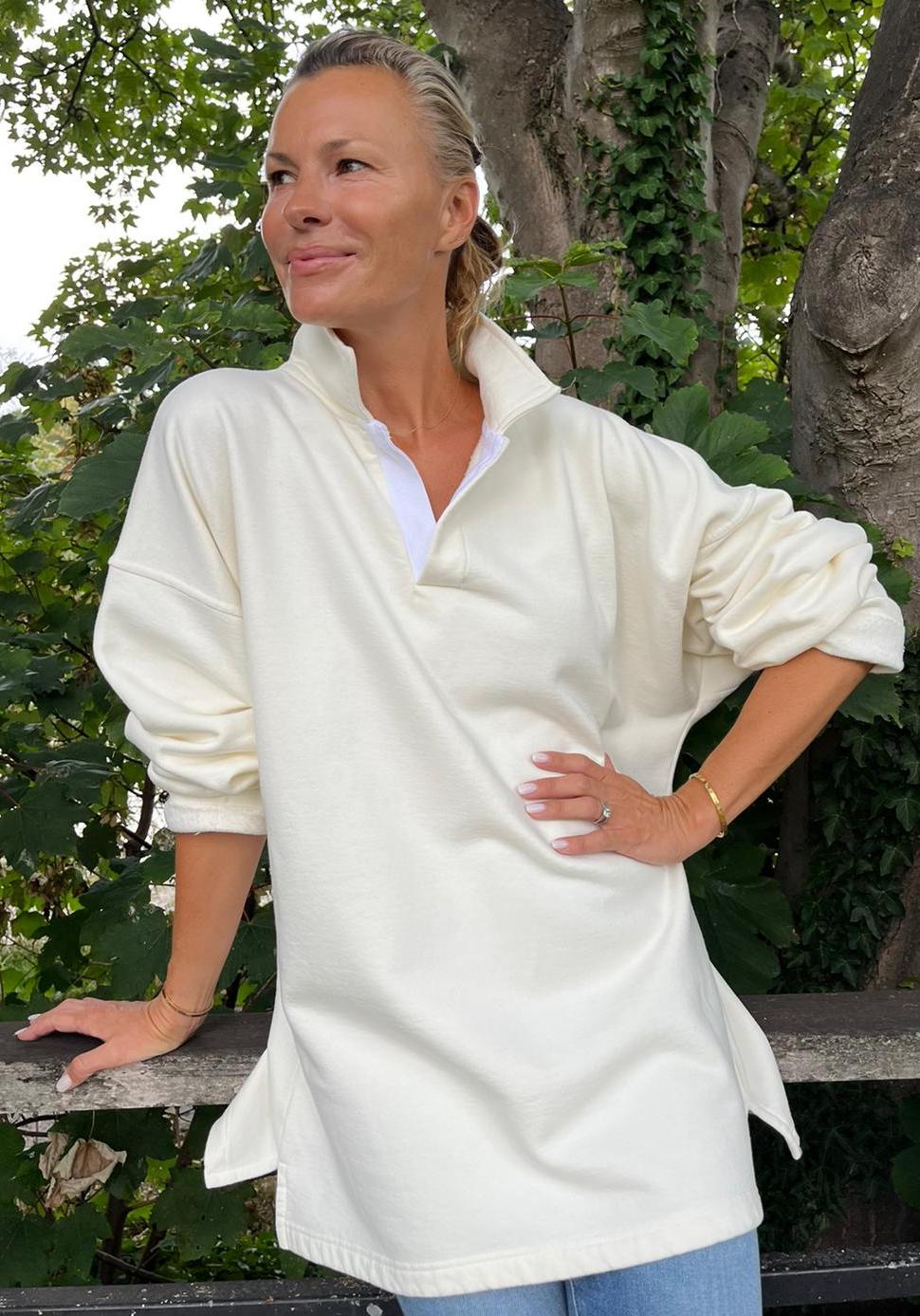 COLLAR 02 - WARM WHITE.