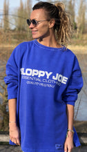 Load image into Gallery viewer, STRAIGHT CREW SWEATSHIRT - Hyacinth Wash
